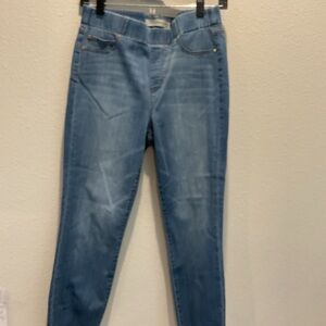 Liverpool The Crop Women's Raw Hem Jeggings
